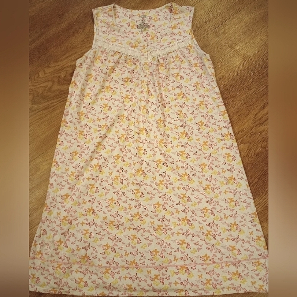 Simplybasic butterfly printed nightgown sleepwear pajama, size large (12/14)